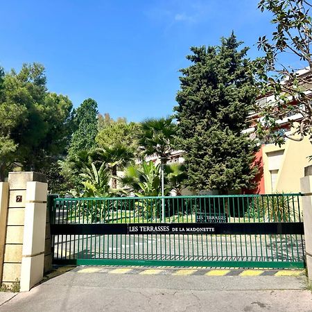 ניס Appartement Luxe - 3 Pieces Avec Vue Mer, Piscine Et Tennis מראה חיצוני תמונה