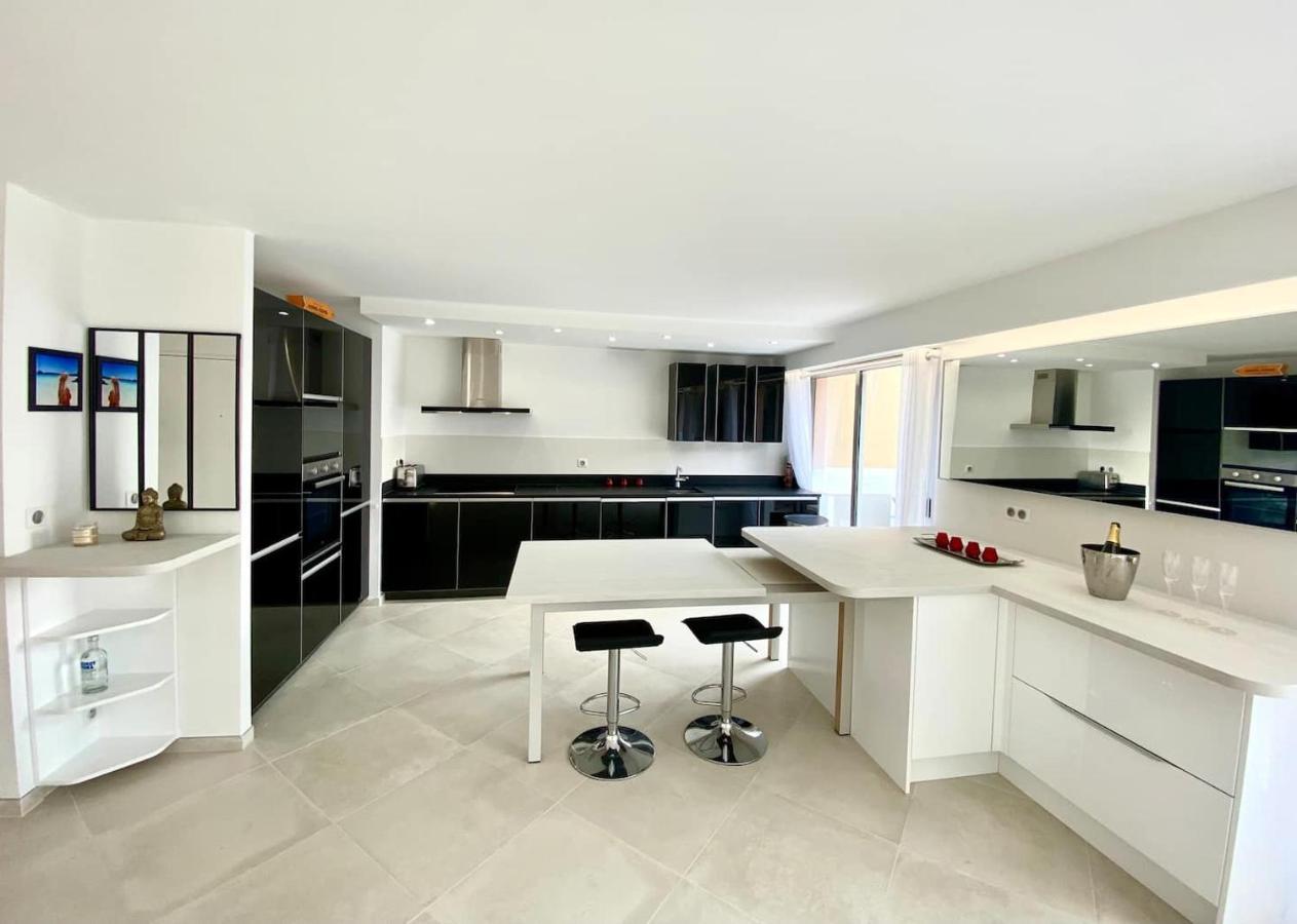 ניס Appartement Luxe - 3 Pieces Avec Vue Mer, Piscine Et Tennis מראה חיצוני תמונה