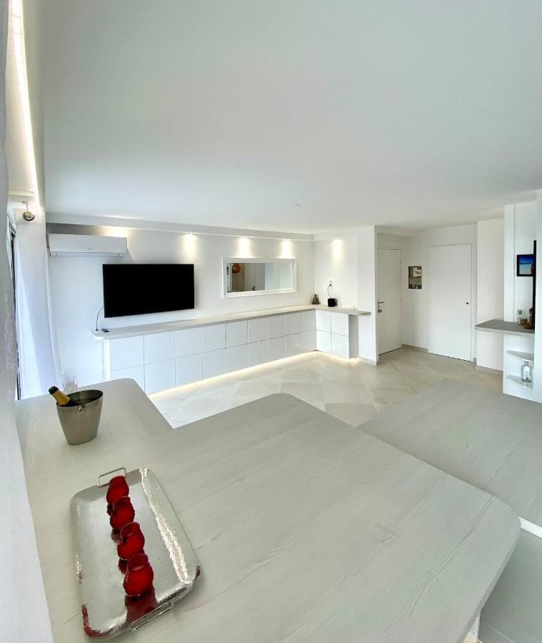 ניס Appartement Luxe - 3 Pieces Avec Vue Mer, Piscine Et Tennis מראה חיצוני תמונה