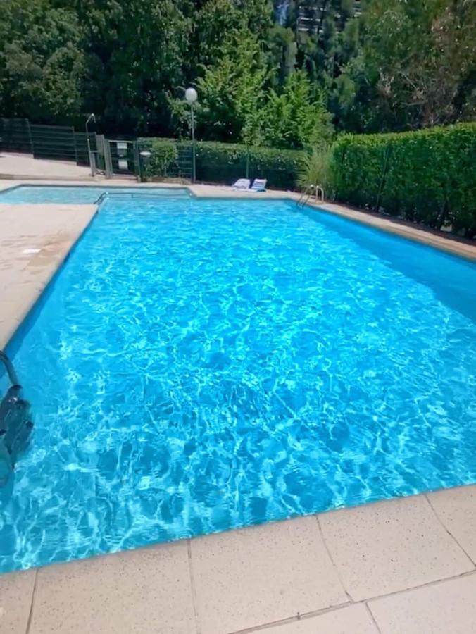 ניס Appartement Luxe - 3 Pieces Avec Vue Mer, Piscine Et Tennis מראה חיצוני תמונה
