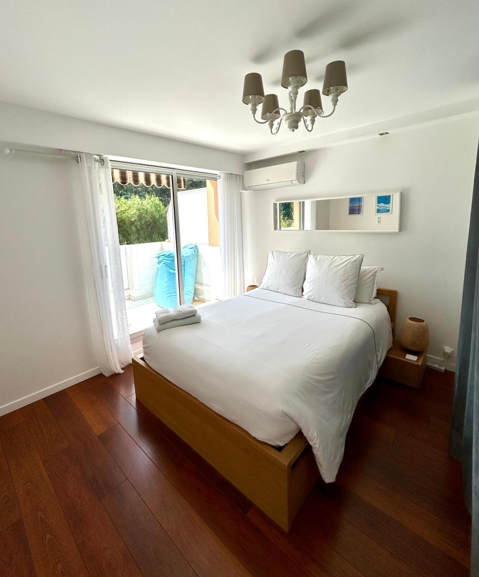 ניס Appartement Luxe - 3 Pieces Avec Vue Mer, Piscine Et Tennis מראה חיצוני תמונה